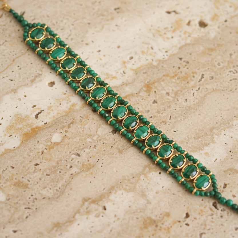 Bracelet SAPIN en malachite naturelle, vert intense, fait main, longueur jusqu'à 18 cm